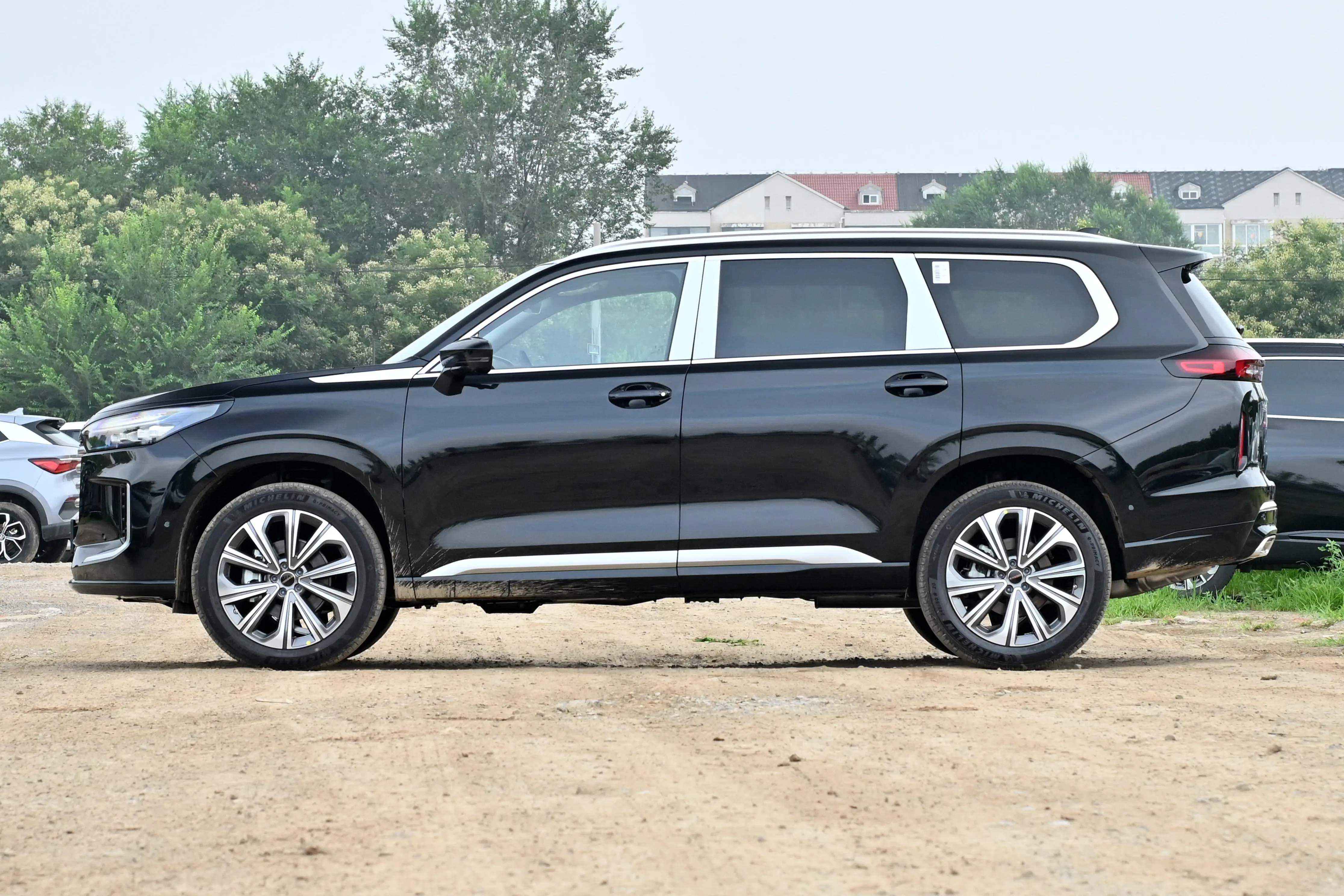 星途揽月大七座suv,乘坐空间大,超舒适