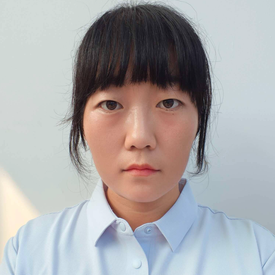 张亚玲