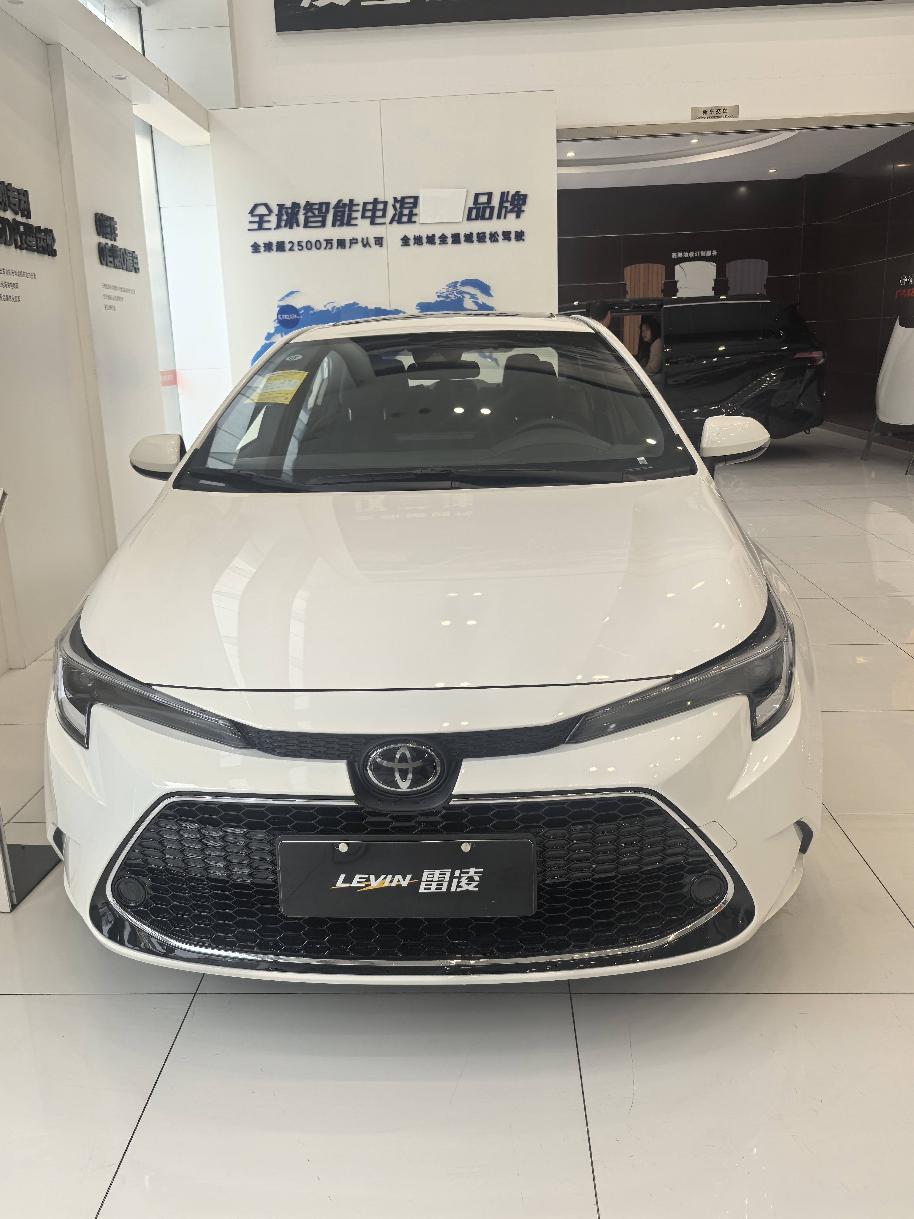 作为10万左右的家庭用车当中雷凌1.2t